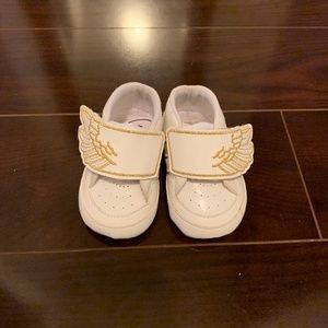 Adidas x Jeremy Scott Wings Crib Shoes (Size 1)